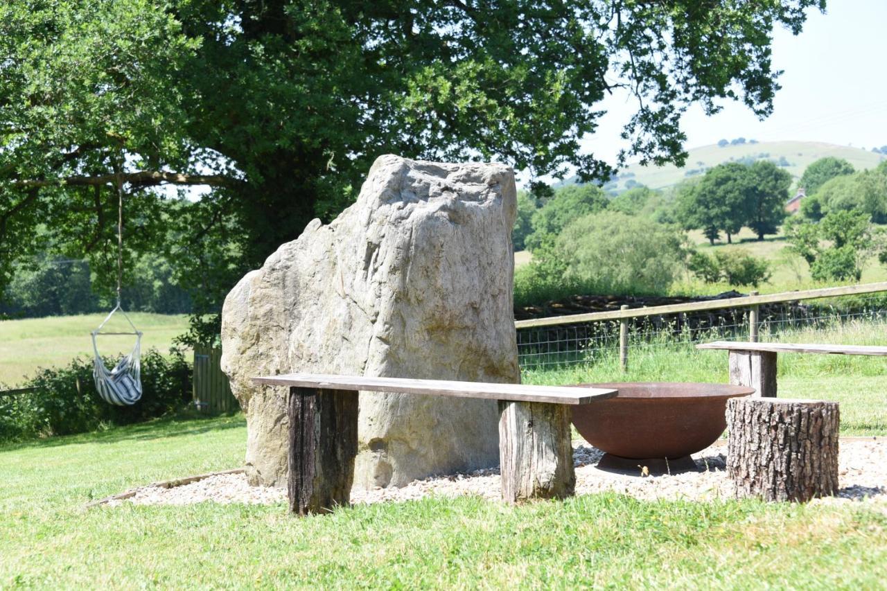 Llanyre Maen Llwydヴィラ エクステリア 写真